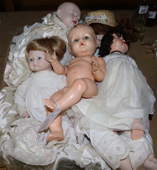 5 dolls various, wedding veil, needlework